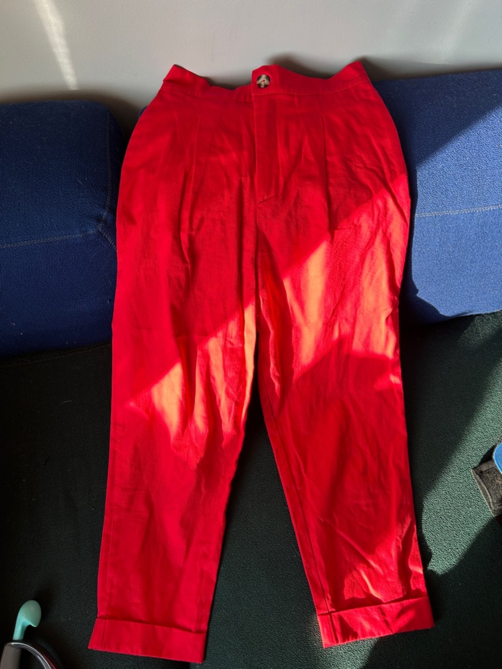 NA NIN cotton pleated red Trousers -